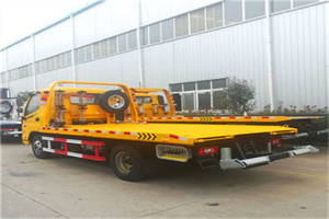 右江附近拖车救援搭电