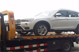 右江拖车24小时服务电话